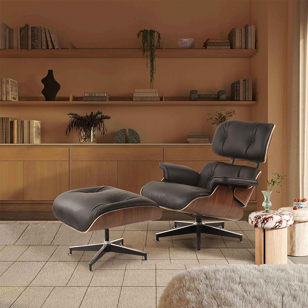 Mid-Century Eames Lounge Chair with Ottoman: Ideal as a reading chair
