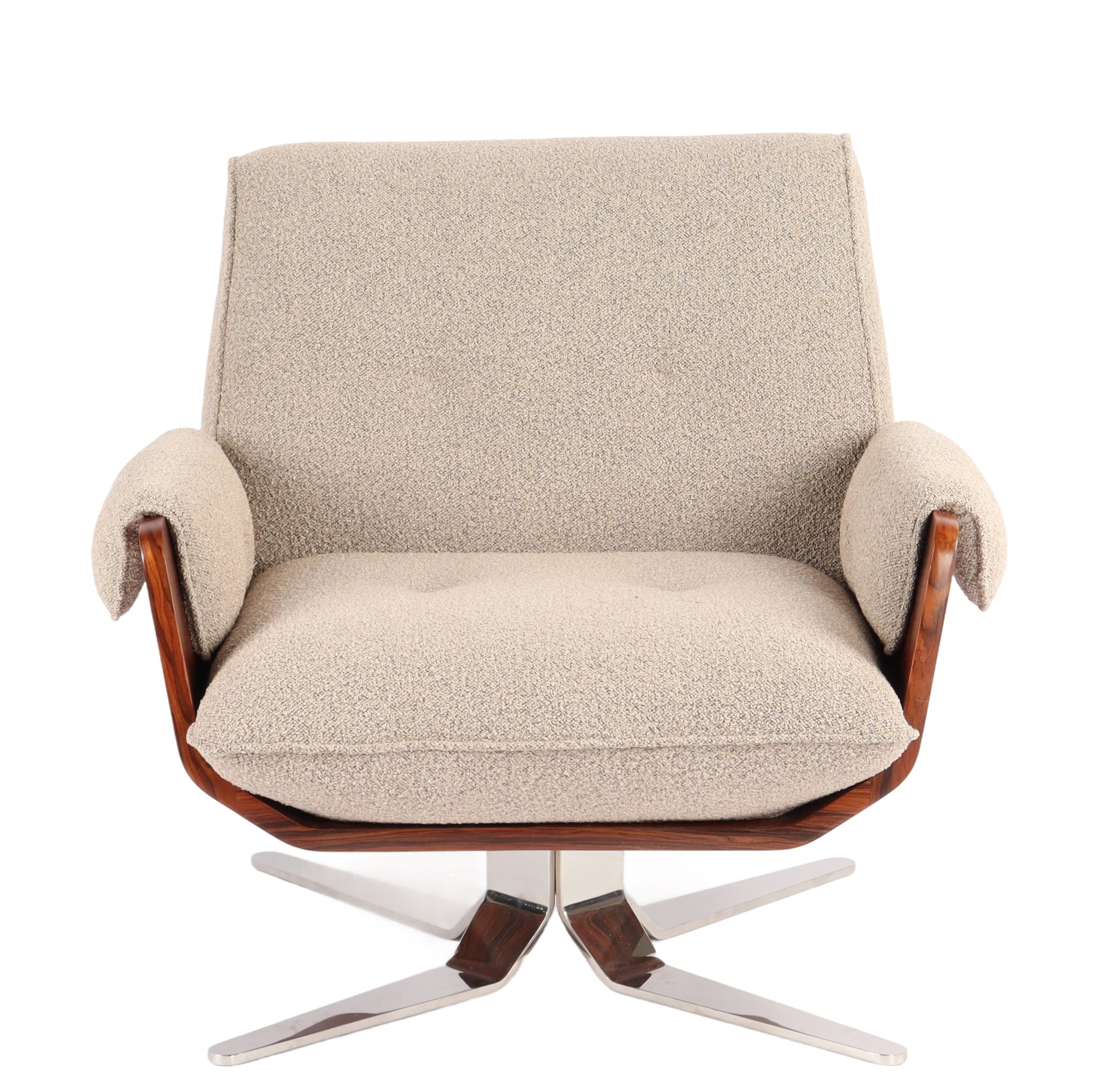  Accent Chair（ Extra Wide Seat，Ultra-Plush Cushion,  Sits Well Without Sagging)