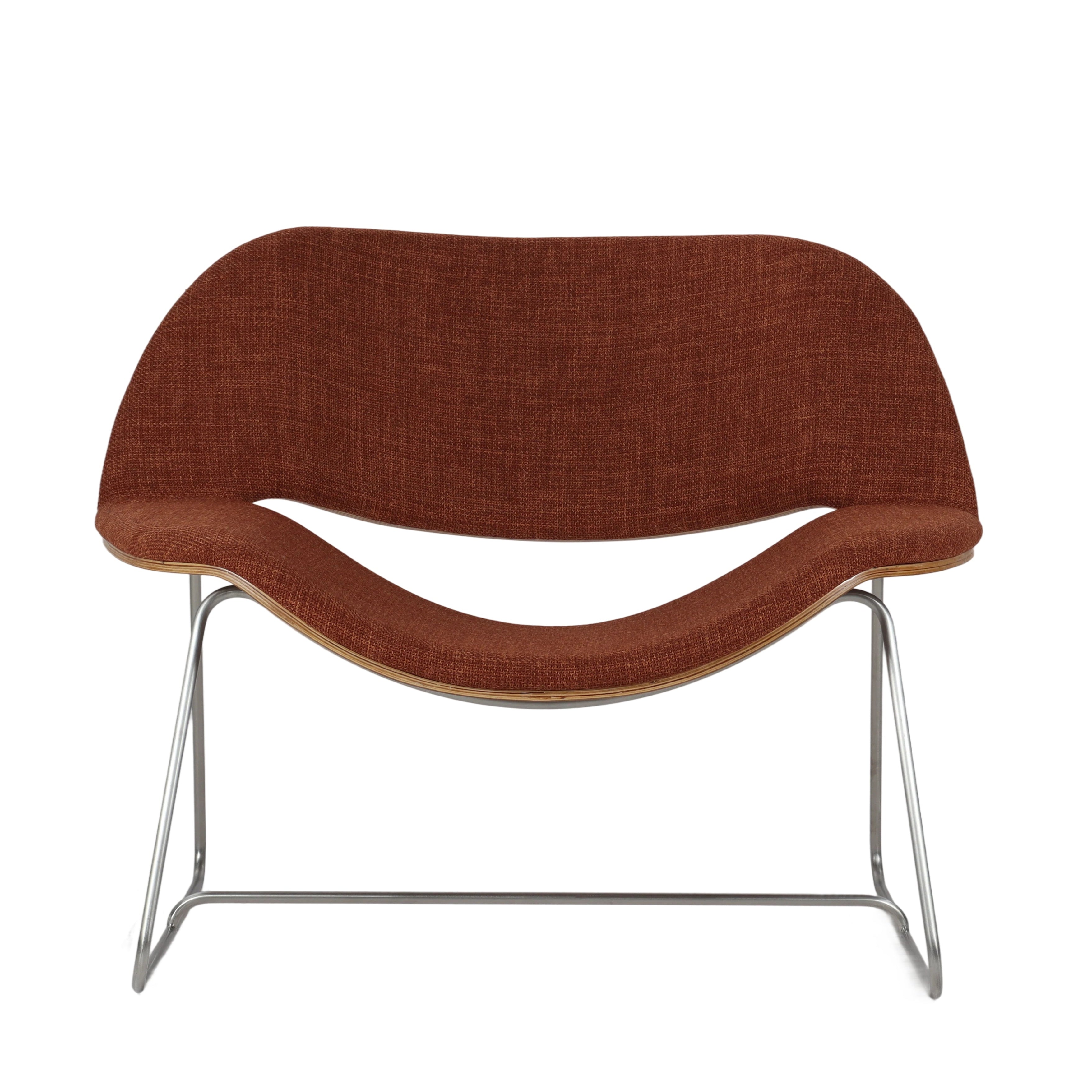 Smiley lounge chair: excellent design, ideal for use & decoration, fits any lounge corner